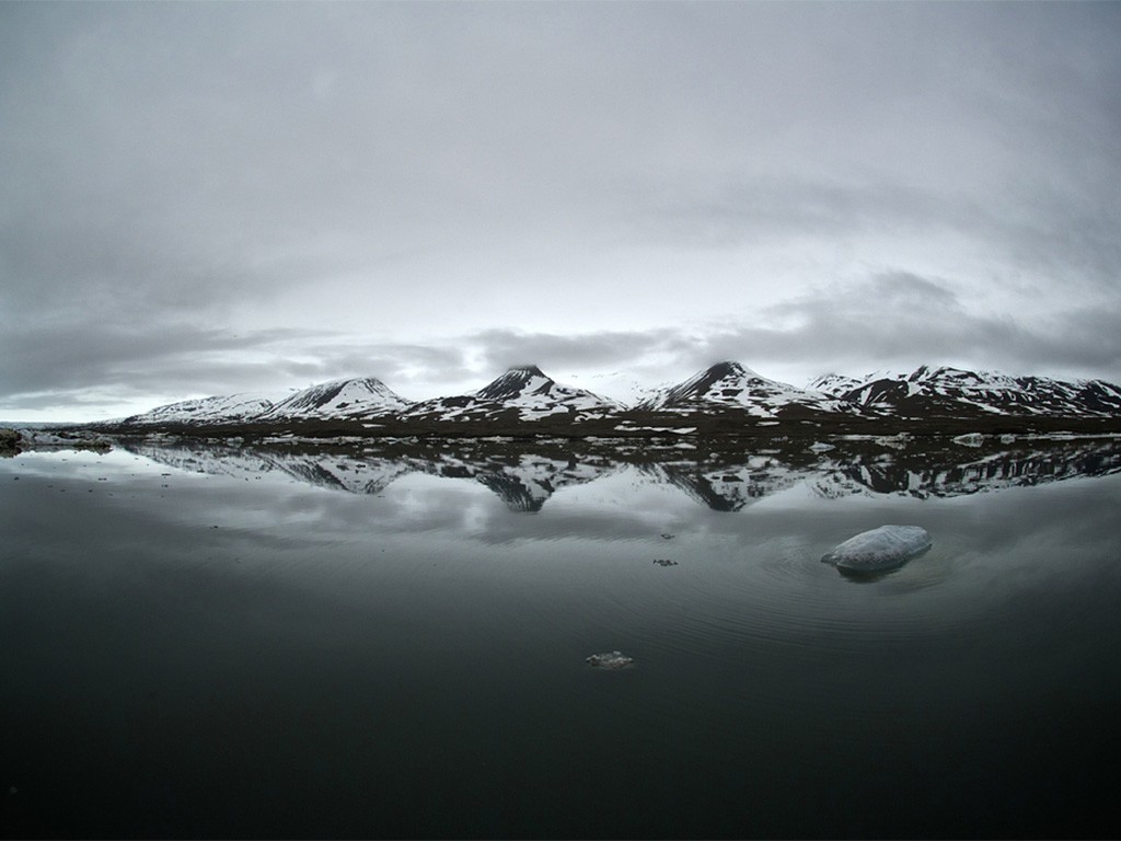 Afbeelding van Van Keulenfjorden Hurtigruten Dominic Barrington Copy