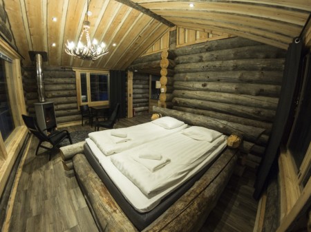 Muotka Wilderness Hotel Panorama Log Cabin