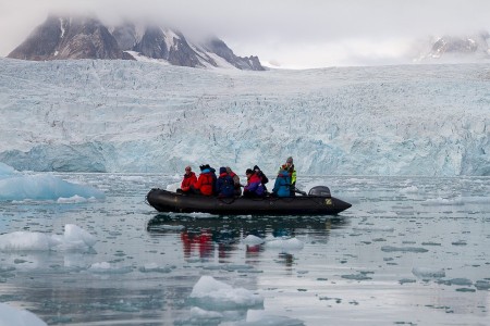 Beluga Reizen Ribboot Spitsbergen Verkennen