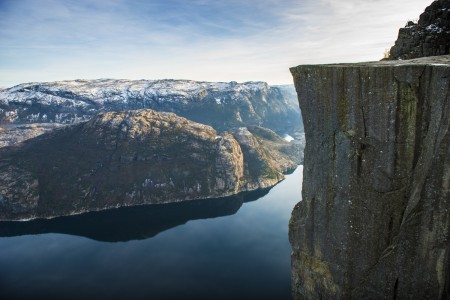Kampeerhutrondreis Zuid Noorwegen Bua Pulpit Rock Iconic Norway Berge Knoff Natural Light Visitnorway