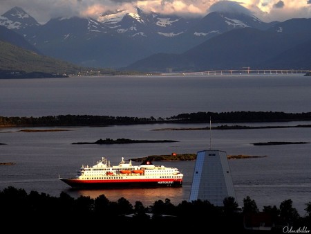 Treintrip Bergen Oslo Trondheim Bragi Hurtigruten In Sunset Molde Kenneth Spadberg Foap Visitnorway